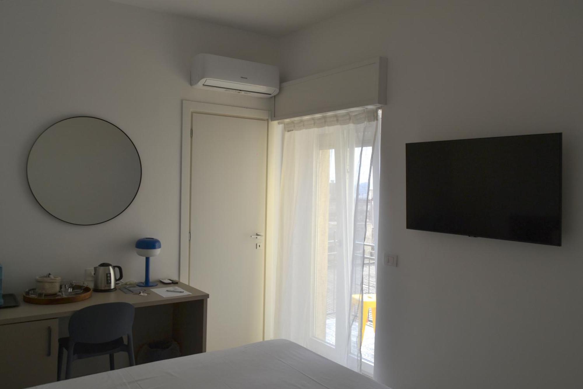 Palazzo Santa Maria Bed & Breakfast Napoli Bagian luar foto