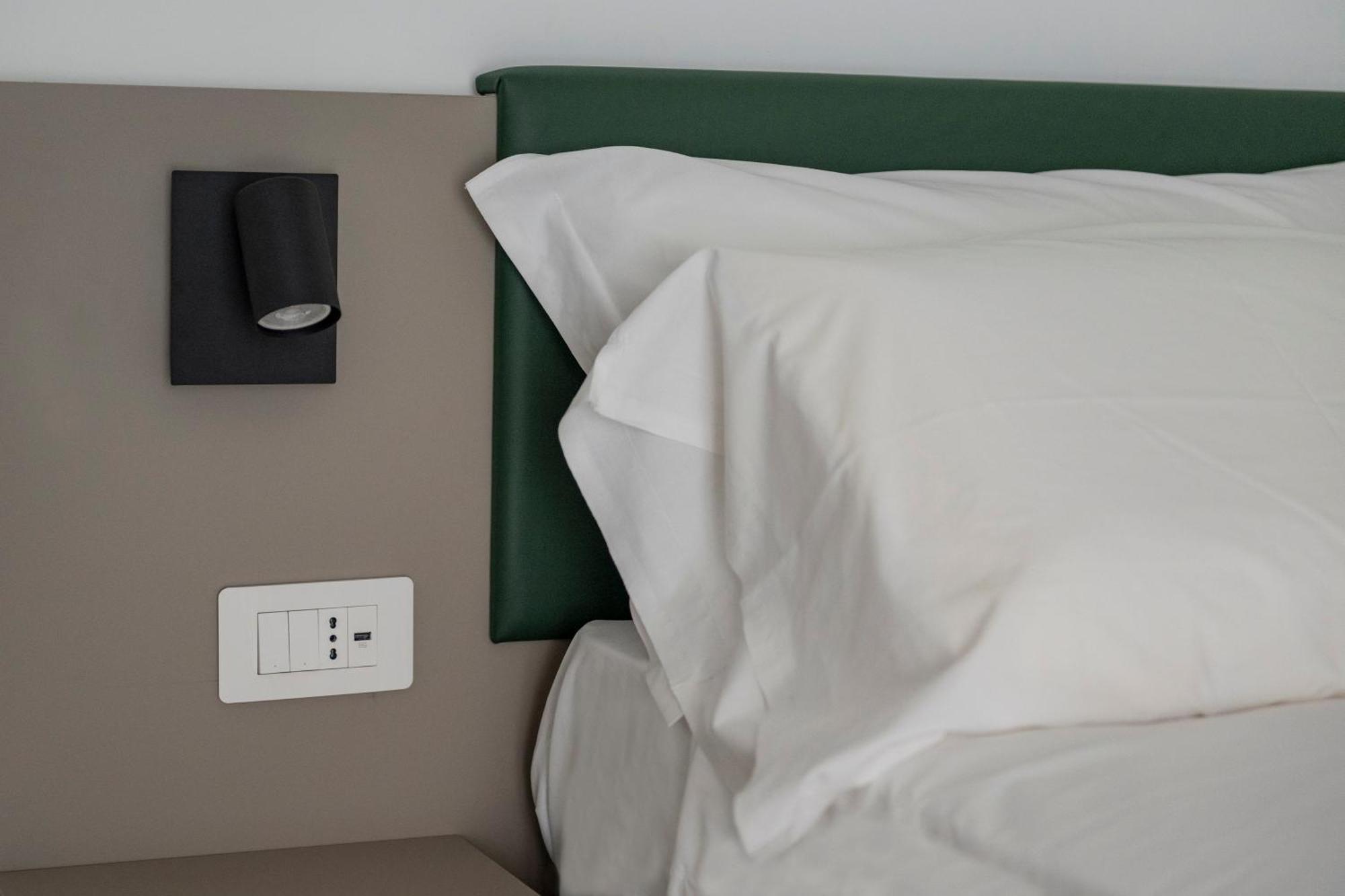 Palazzo Santa Maria Bed & Breakfast Napoli Bagian luar foto