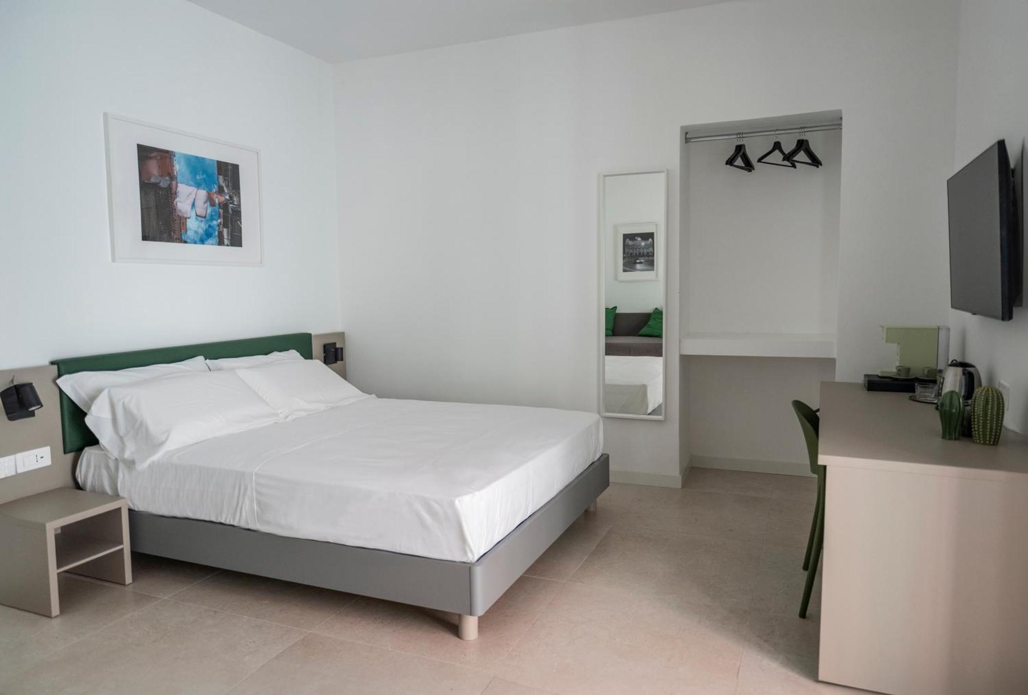 Palazzo Santa Maria Bed & Breakfast Napoli Bagian luar foto